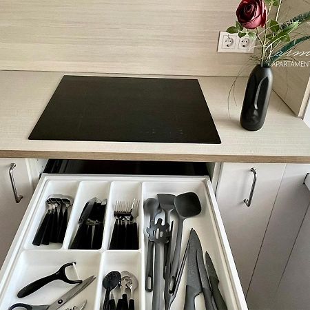 Kintai Carmelite Apartment Kinty Bagian luar foto